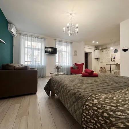 Center Апартаменти *